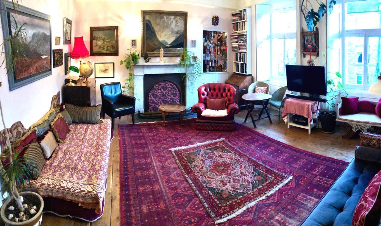 Central Apartment With Parking, Original Art And Antiques EDI Exteriér fotografie
