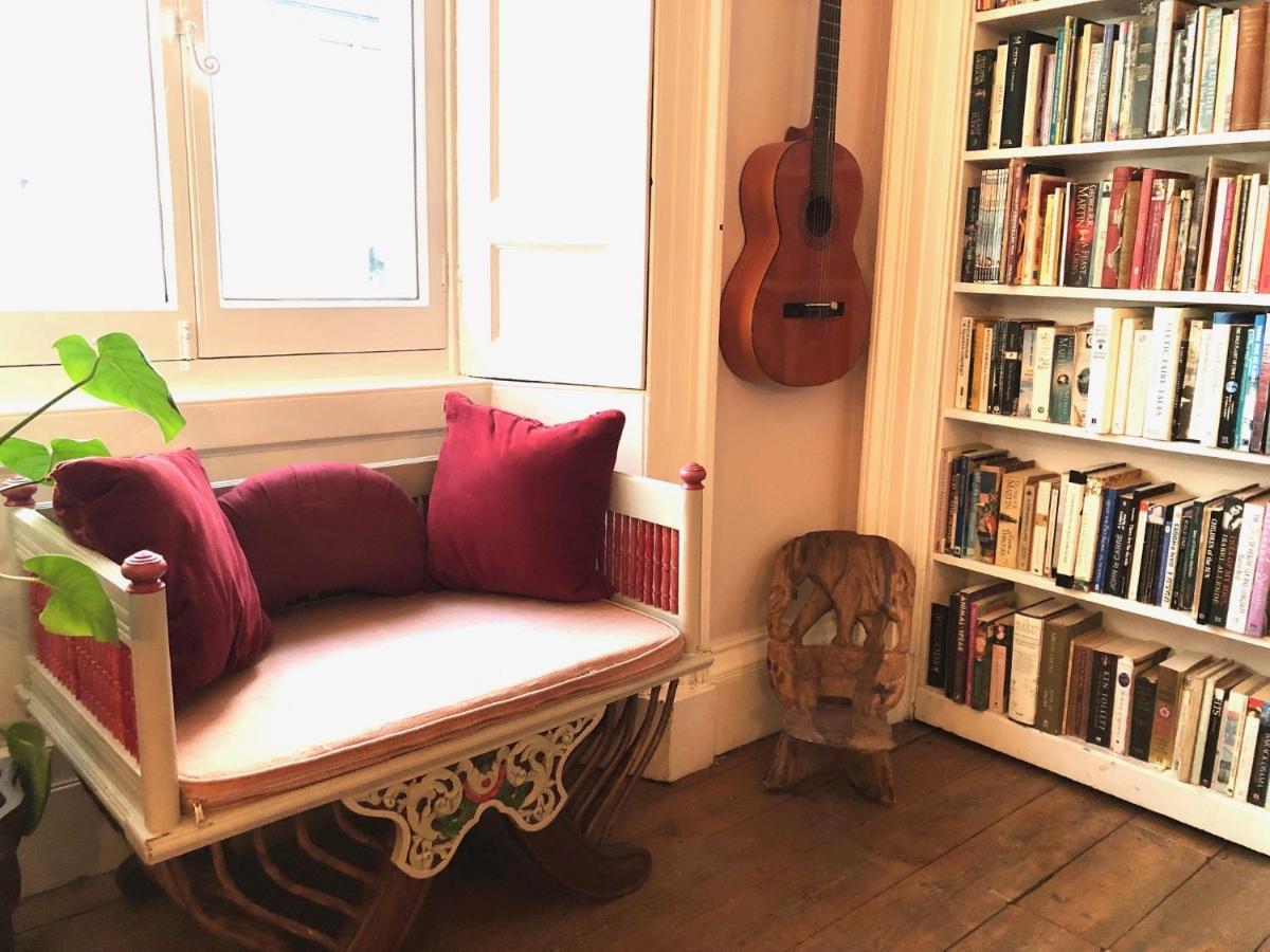 Central Apartment With Parking, Original Art And Antiques EDI Exteriér fotografie